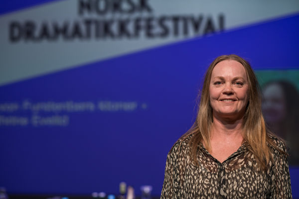 Cathrine Evelid portretter Lars Opstad 035